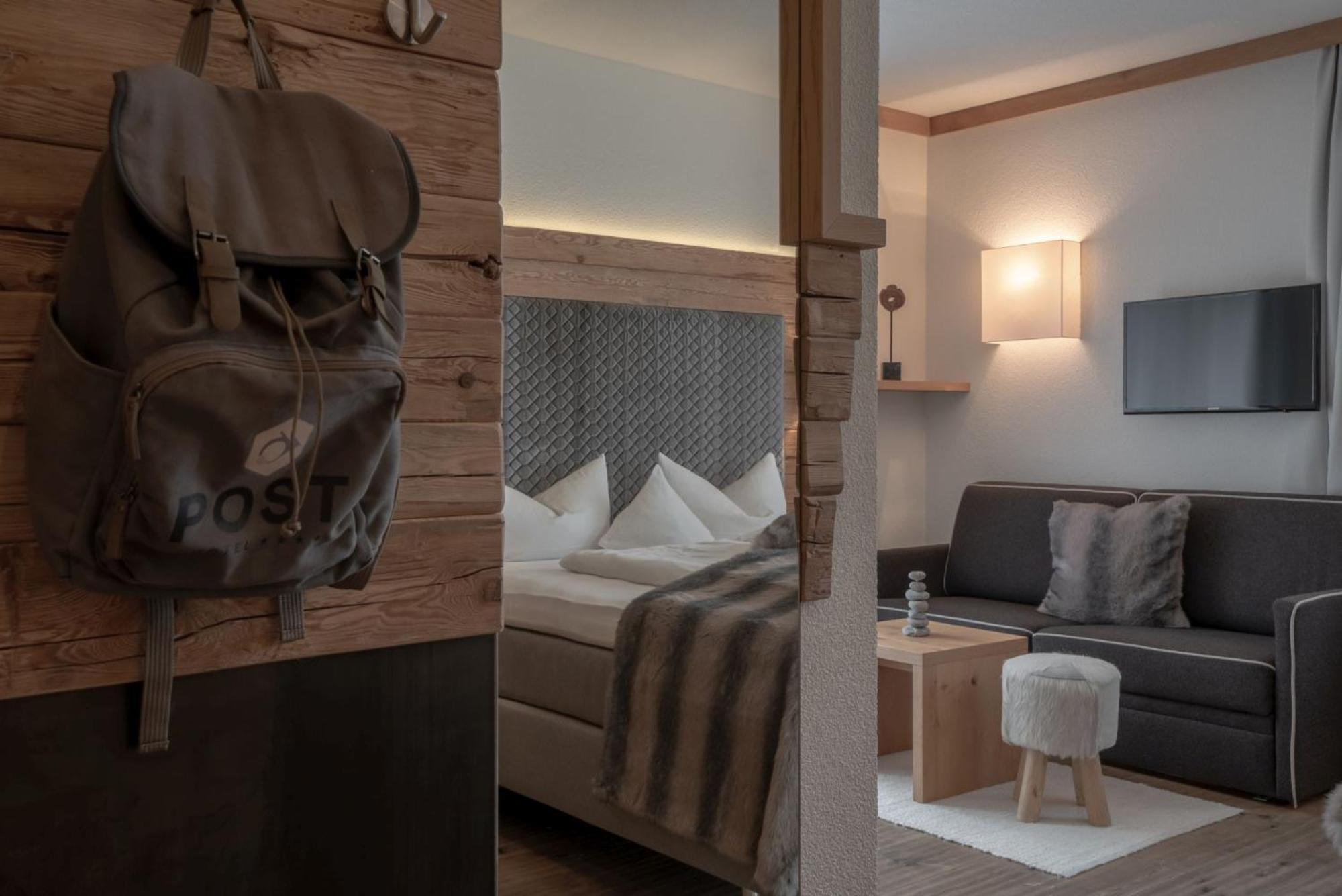 Post Hotel Paznaun 시 외부 사진